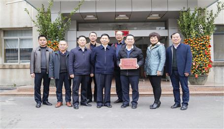 暖心！侯立林到公司送來春節(jié)慰問