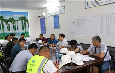 蒙勝益到廣西魚峰水泥項目調(diào)研指導工作